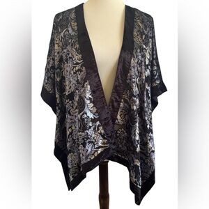 J. Jill Black Velvet Ruana Floral Semi Sheer Dark Fairy Witchy Kimono Size Large